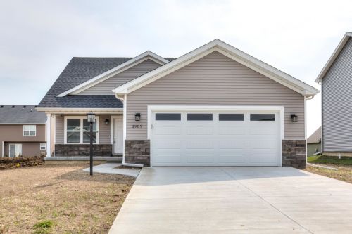 3909-slate-drive-champaign-il_25