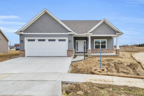 01-3 Forest Ct Monticello IL-01